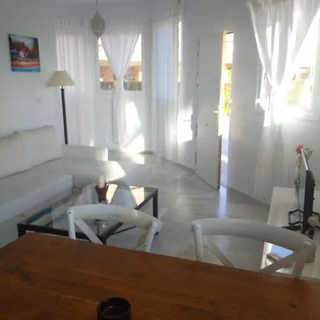 Sanlucar 2 Y 3 Apartment *